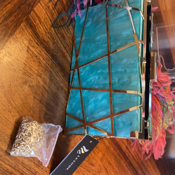 Letode bag with tag and chain - never used - Picture 3 of 6